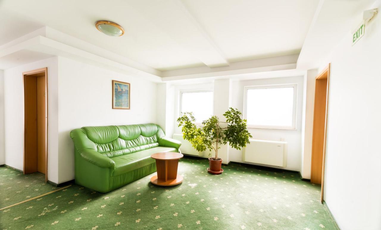 Hotel Atlantis Tulcsa Kültér fotó