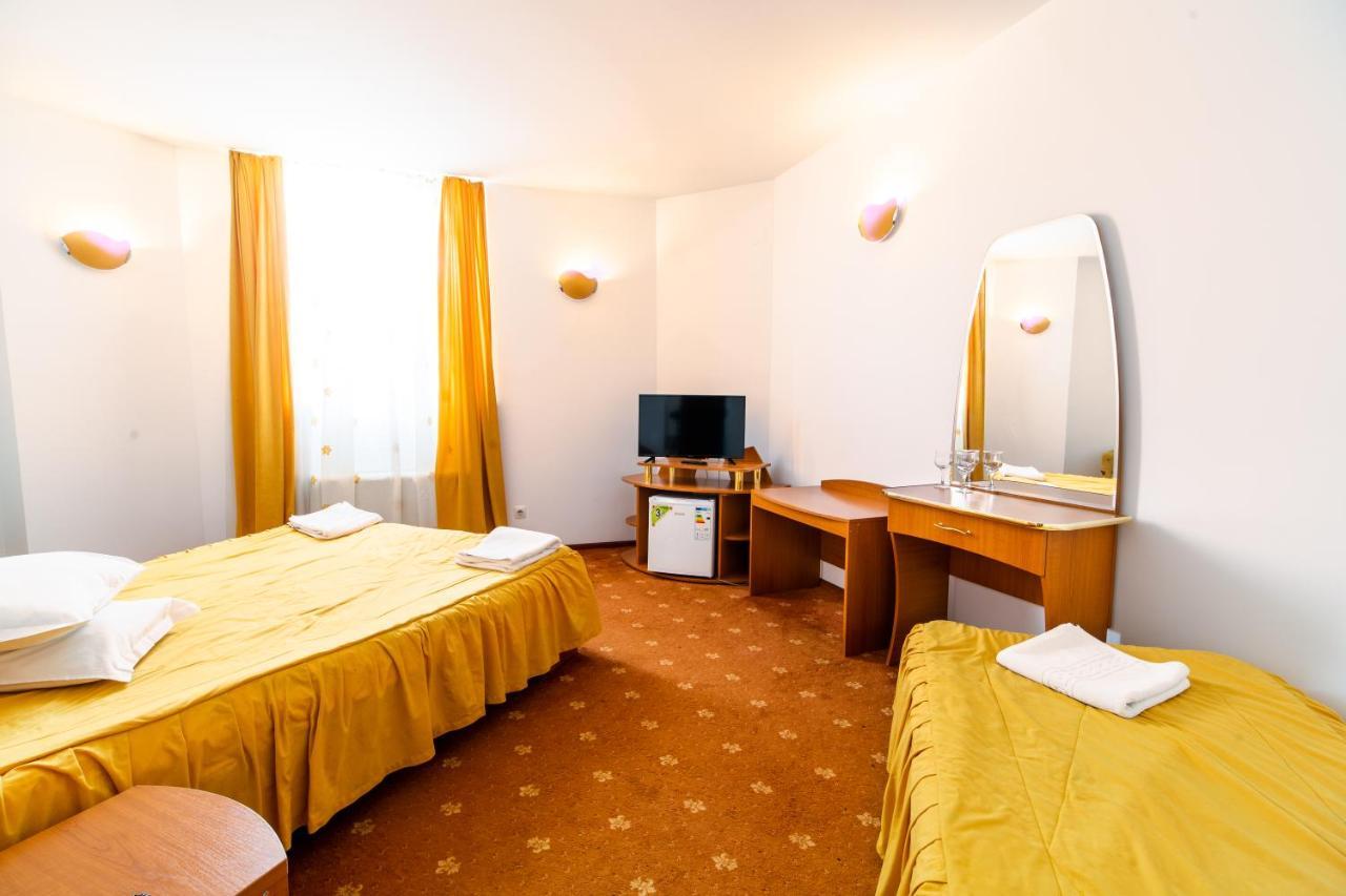 Hotel Atlantis Tulcsa Kültér fotó