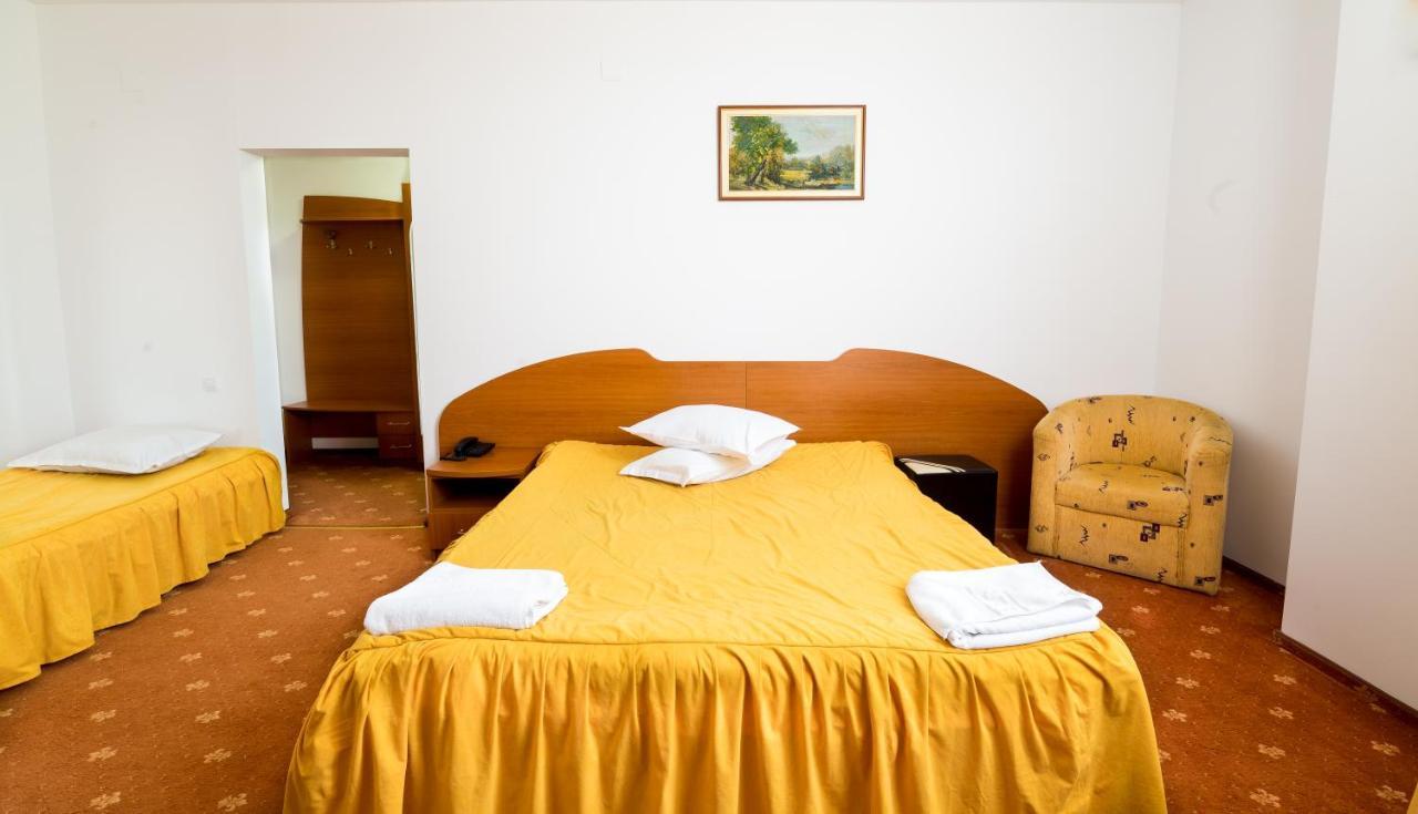 Hotel Atlantis Tulcsa Kültér fotó